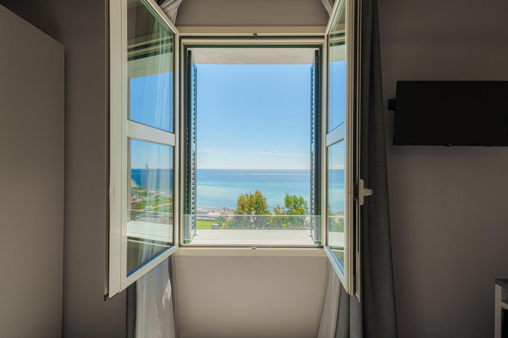 Hotel Villa Levi Сан Ремо Екстериор снимка