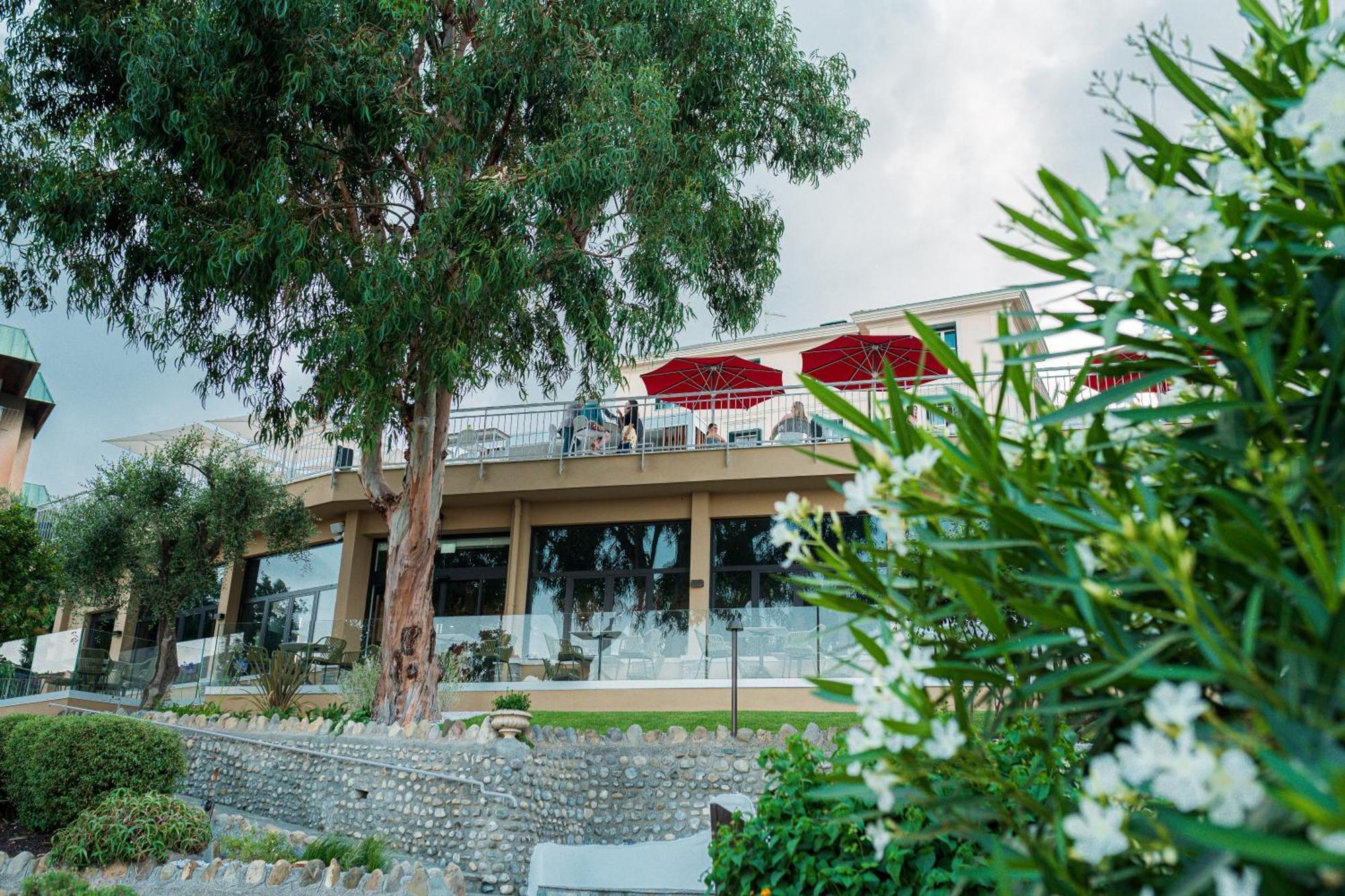 Hotel Villa Levi Сан Ремо Екстериор снимка