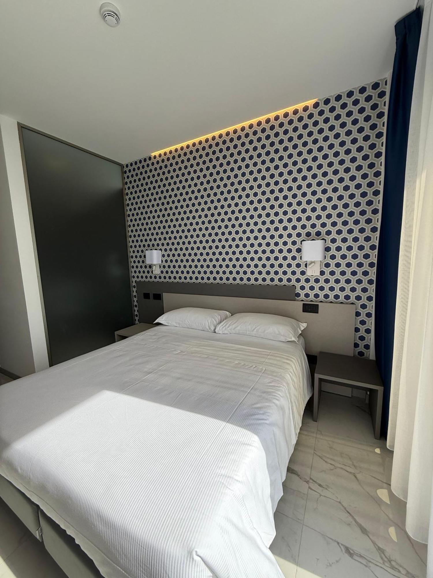 Hotel Villa Levi Сан Ремо Екстериор снимка